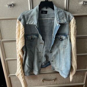 Vici Jean jacket with sweater knit sleeves